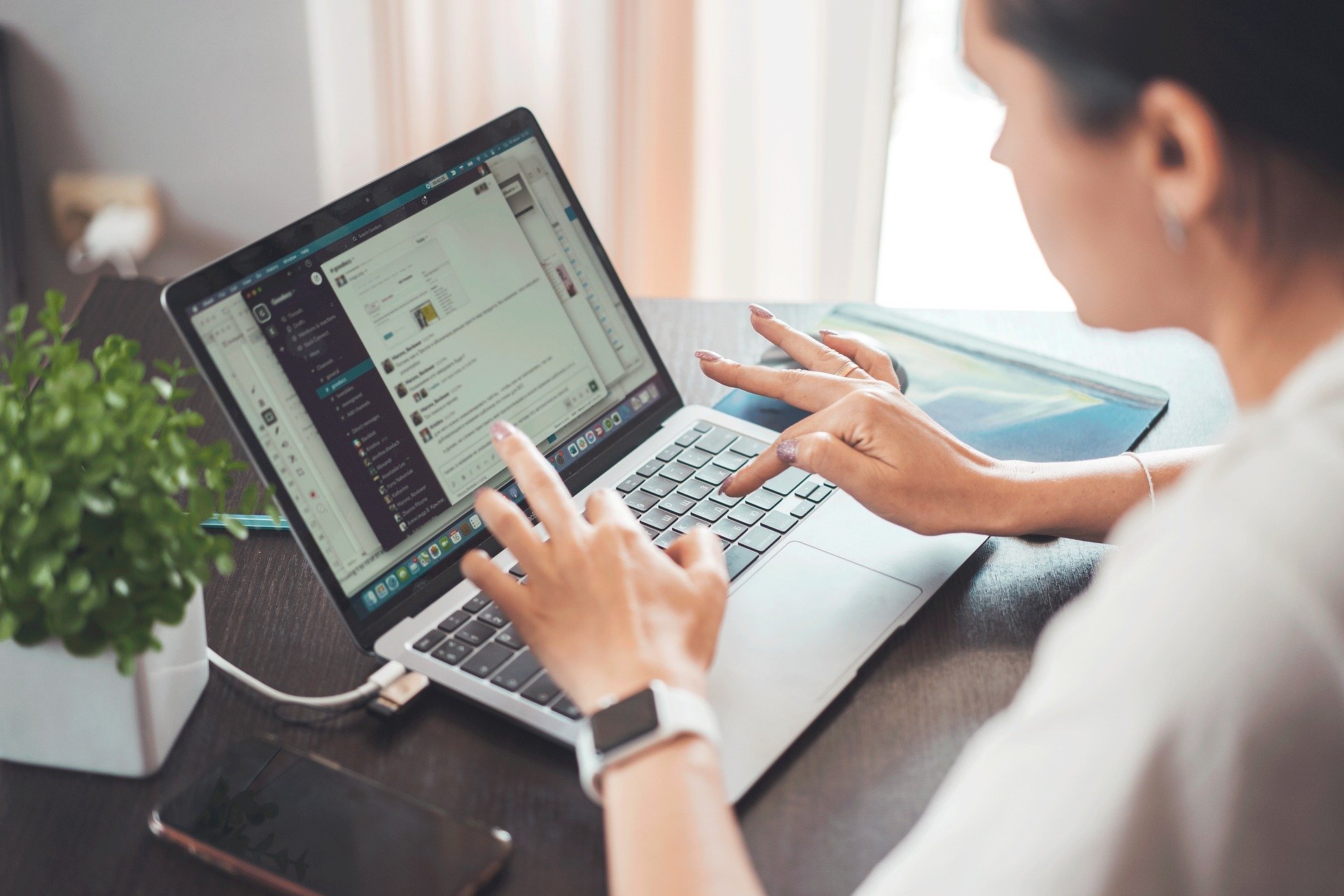 telework-6795505_1920 telework-6795505_1920